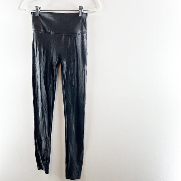 Spanx High Rise Compression Faux Leather Leggings Black Large Petite - Picture 5 of 8
